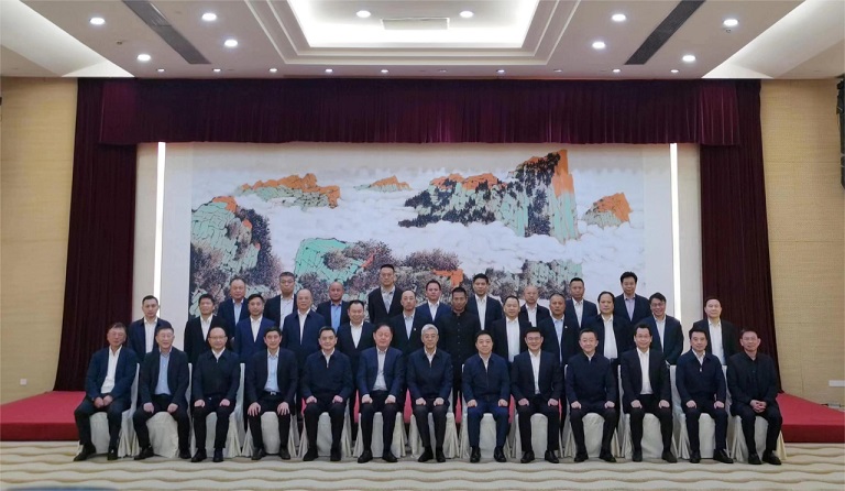 江西省委書記尹弘、省長葉建春會見方大集團(tuán)董事長熊建明等贛商代表